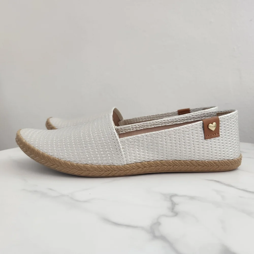 Moleca Comfy Silver Espadrille Women Flats Slip On Shoes Size 8 - Picture 6 of 14
